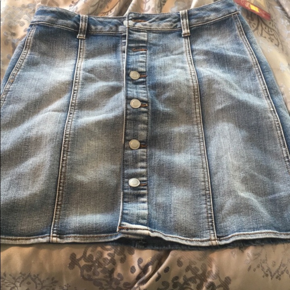 Super cute button up jean skirt